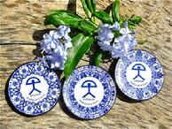 Platos_con_simbolo_Indalo